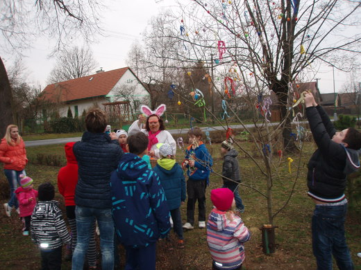 velikonoční setkání 2016 (13).JPG